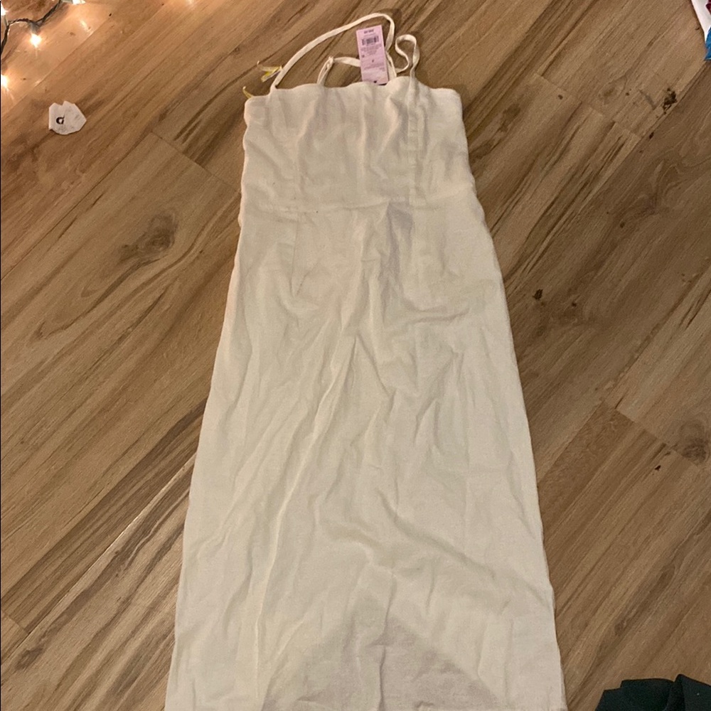 Elegant White Maxi Dress